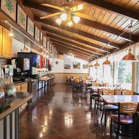 Strawberry Inn Exterior photo